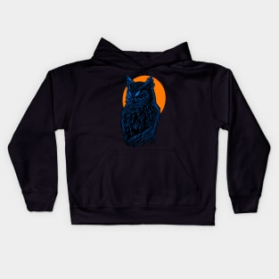 Blue Owl design in front of orange full moon. Kids Hoodie